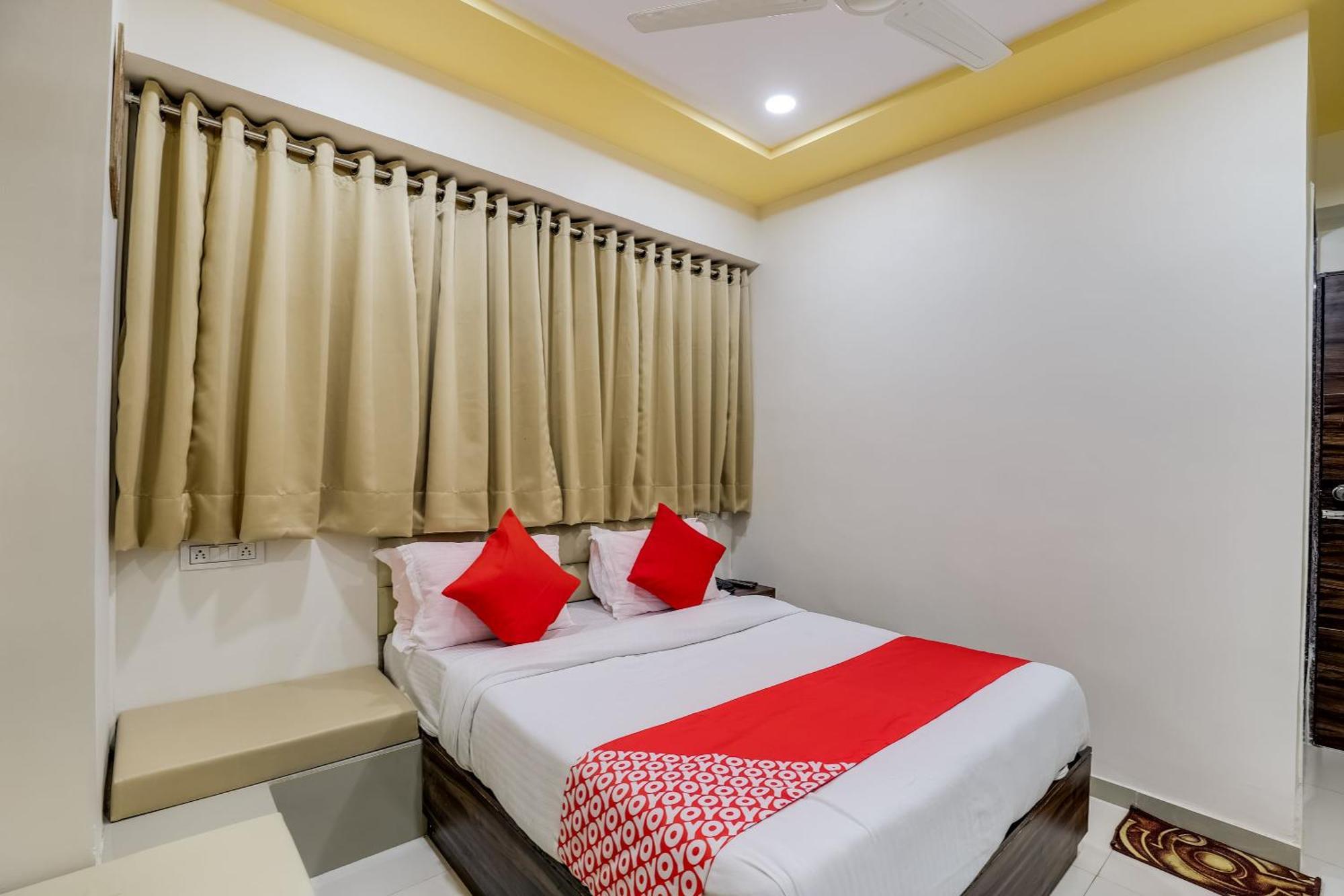 Collection O Hotel Alice Ахмедабад Экстерьер фото